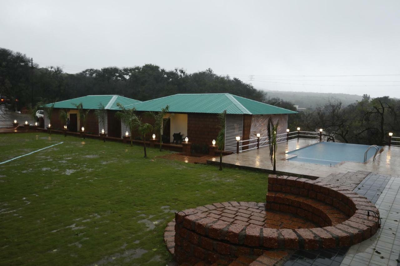 La Serene Resort And Spa Mahabaleshwar Luaran gambar